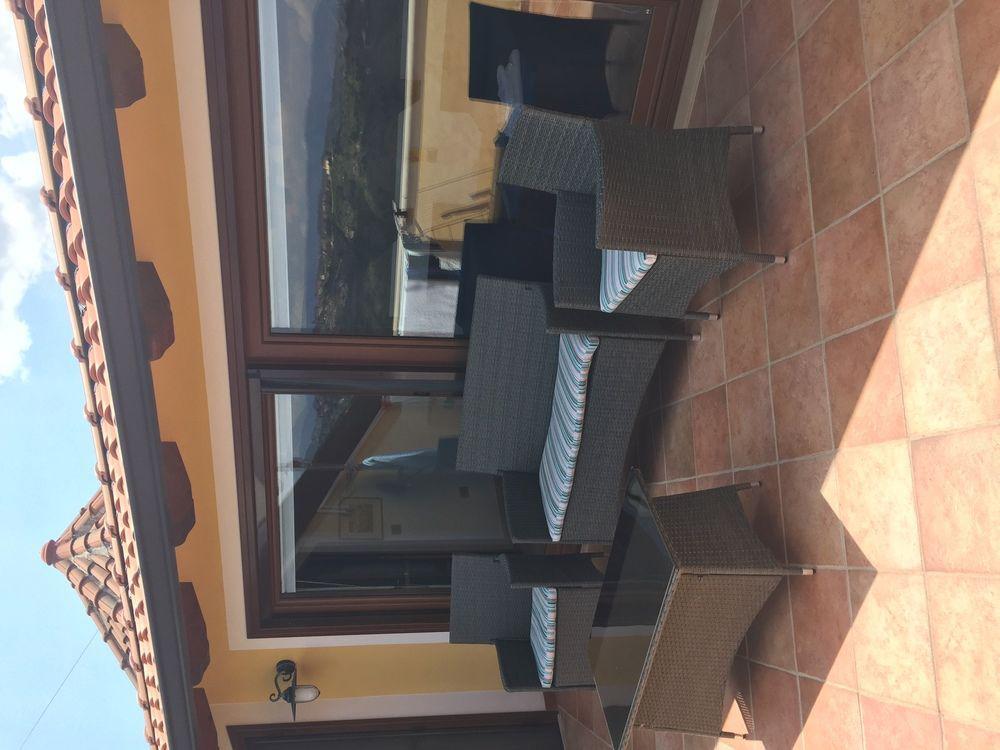 Casa Aurora * Laureana Cilento