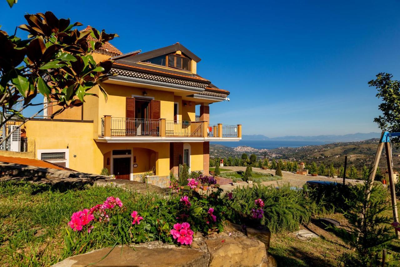 Casa Aurora Holiday home *